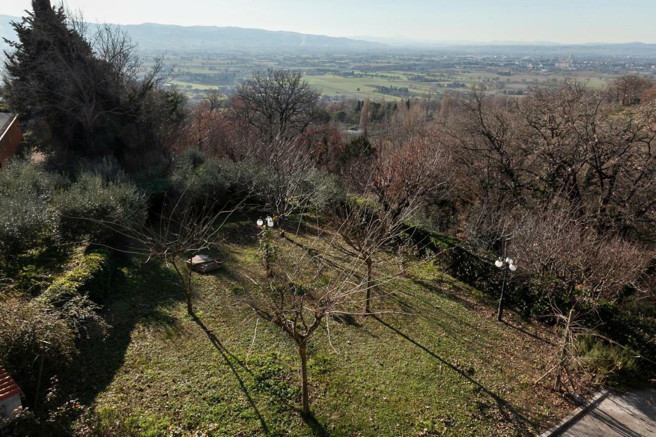 Vista Mozzafiato E Comfort Ad Assisi, Prenota Ora! Daire Dış mekan fotoğraf